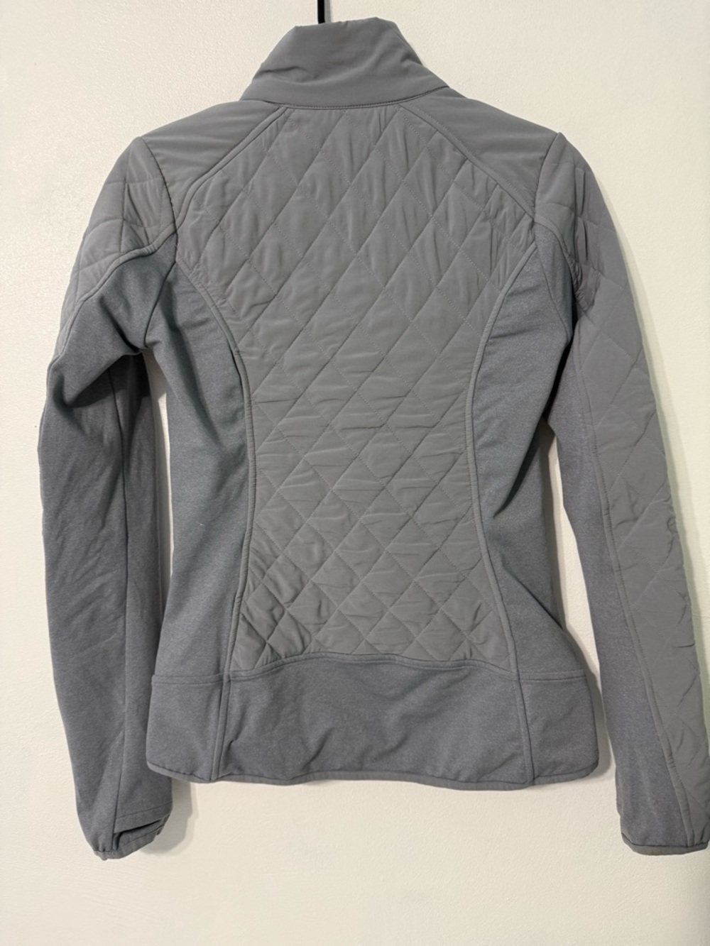 Athleta Grey Quilted Full-Zip Active Quilted Jacket - Picture 6 of 8